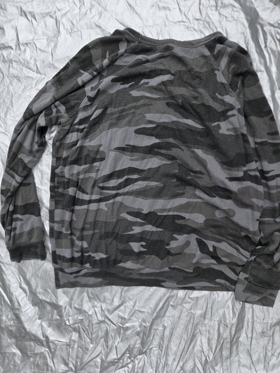 Tops - Women’s Charcoal Camouflage Long Sleeve Top